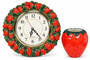 Vintage KMC Strawberry Wall Clock & Ceramic Vase Lot Retro Kitchen Cottagecore